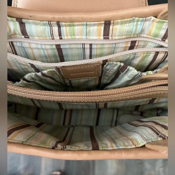 Cole Haan Straw Handbag with Leather Trim - Picture 4 of 6